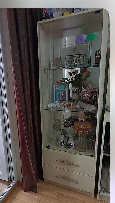 divar rəfi: Yemək otağı üçün vitrin və büfe dəsti - Rəng: krem/ivori tonlarında - — 3