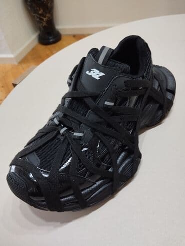 Balenciaga Runner – qara rəngli idman ayaqqabısı (çift) - Rəng: tam