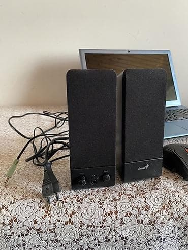 продаётся ноутбук запечатанный абсолютно новый привозной из америки: Acer 4 ram 128 yaddaş üsdündeki aksesuarlarda verilir, 600-e satilir — 4