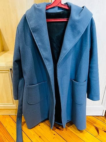 herbi geyim: Palto 46 razmerdı Sekilleri sola cevırıb baxın Geyılıb Qıymeti 8 manat — 1