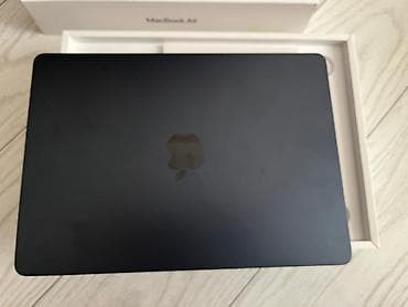 Apple MacBook Air (qutusu və aksesuarları ilə) 16 RAM 512 GB