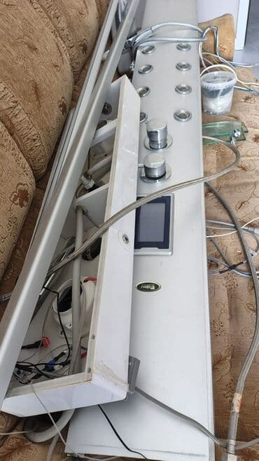 чугунная ванна продать: İşlənmiş Üstü qapalı kabina, Künc üçün, Ünvandan götürmə — 6