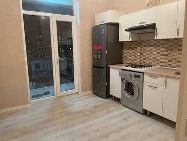 xocasəndə evlər: Yasamal rayonu,yasamal midada yerleşir 10 ve 9 nömreli marşrutun — 7