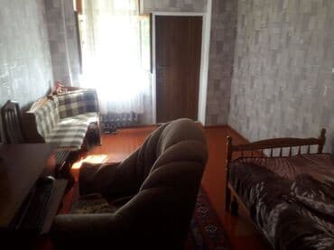 ucuz evler berde: Bakı, 3 otaqlı, Köhnə tikili, 70 kv. m — 3