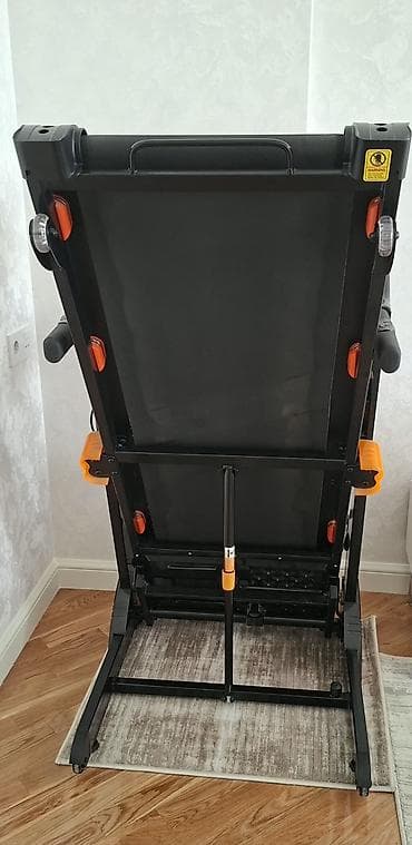 mustuk: Qaçış trenajoru – qatlanan, çoxfunksiyalı - Güclü konsol paneli: LCD — 4