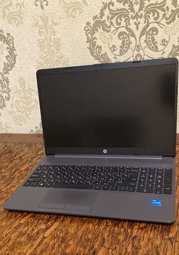 Modemlər və şəbəkə avadanlıqları: Yeni HP 15.6 ", Intel Core i5, 256 GB — 1