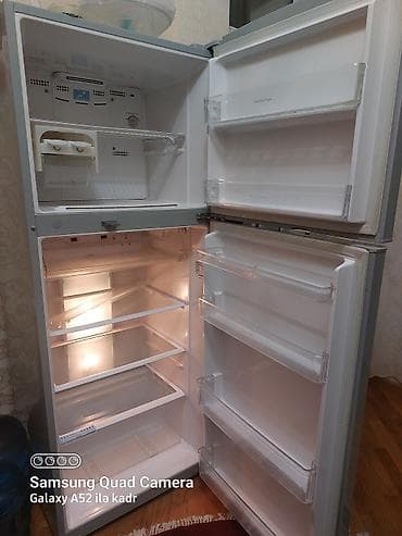 Soyuducular: Hitachi ikiqapılı soyuducu - Rəng: boz/metalik - Üst kamera – — 2