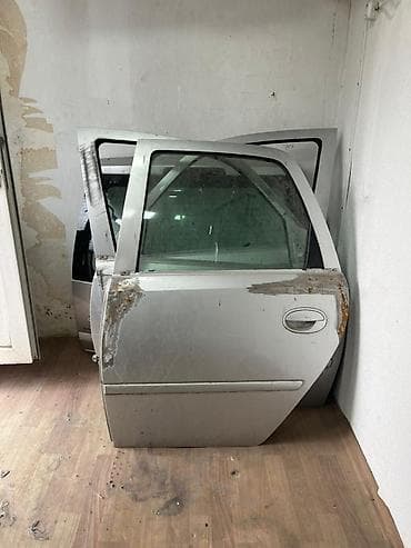 запчасти опель вектра б: Opel Vectra C üçün orijinal kuzov detallarının komplekti - Arxa baqaj — 4