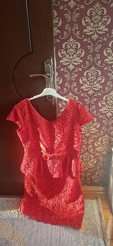 qirmizi qisa donlar: Qırmızı krujeva don - Rəng: parlaq qırmızı - Parça: tam krujeva üzlü — 2