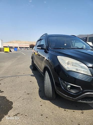 mercedes e class: Changan CS35: 1.6 l | 2013 il 243000 km Ofrouder/SUV — 2