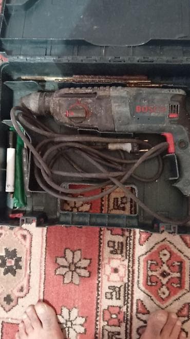 preparator satilir: Bosch elektrik perforatoru (daş-beton üçün zərbəli matkap) - — 1