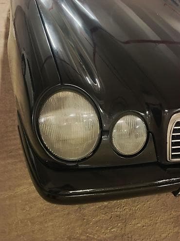 mersedes diski teker: Bağışlayın, bu təsvir üçün uyğun və təhlükəsiz bir məhsul və ya xidmət — 10