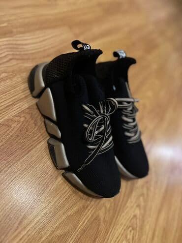 70 azn Nizami Molldan alınıb təzə üalıb çox az istifadə olunub lalafo.az -da 70 azn Nizami Molldan alınıb təzə üalıb çox az istifadə olunub