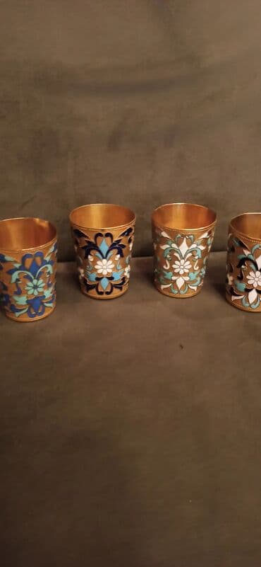 su çəni 2 ton: Vaza dəsti, Farfor — 31