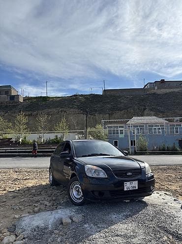 Kia Rio: 1.5 l | 2009 il Hetçbek
