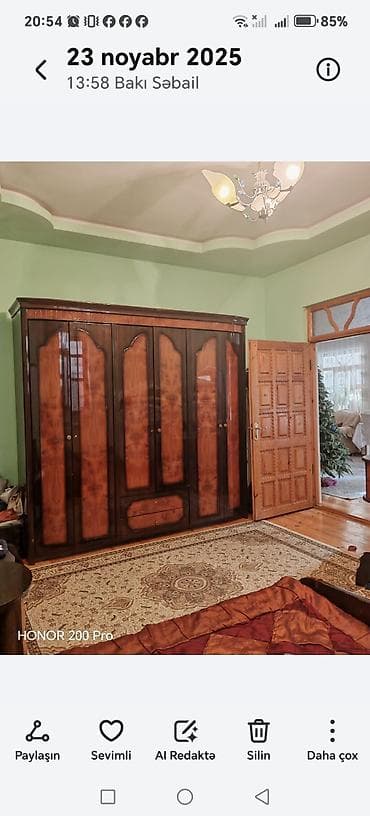 təcili satıram 3 otaqlı mənzil: Səbail rayonu Bayil da 3otaqlı həyət evi satılır. Sahəsi 110kv m — 4