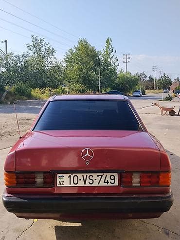 e39 m bufer: Mercedes-Benz 190 (W201): 1.8 l | 1991 il Sedan — 3