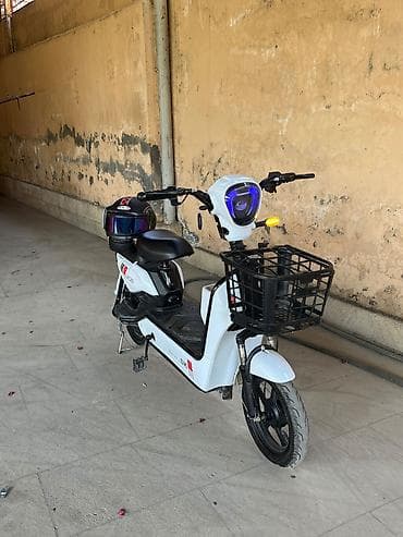 generator 8 kva: - Moped, 50 sm3, 2024 il, 51 km — 7