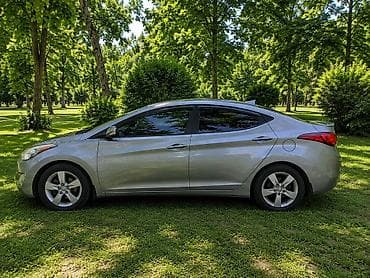 vip avto: Hyundai Elantra: 1.8 л | 2013 г. Седан — 2