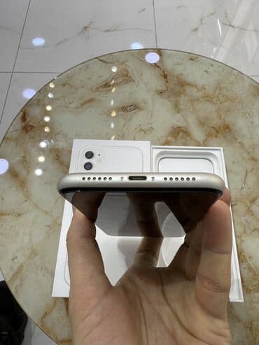 iphone 5 qiymeti islenmis: IPhone 11, 128 GB, Ağ — 6