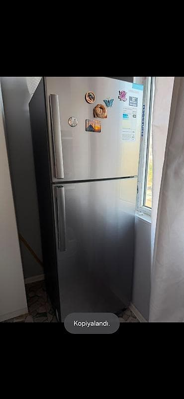 Samsung soyuducu satilir Ela veziyyetdedir Qiymet 470 azn unvan qara