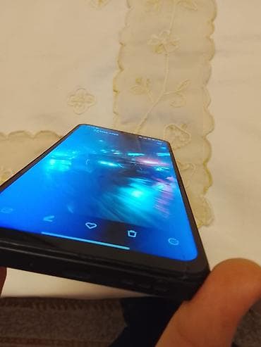 sınıq telefon: Redmi 13C, 128 GB, rəng - Qara, Barmaq izi — 4