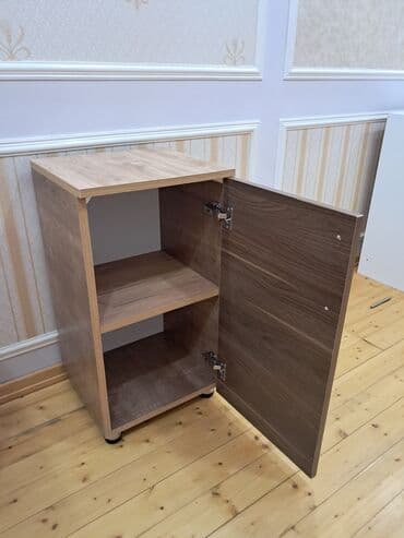 столик для кровати: Тумбы — 7