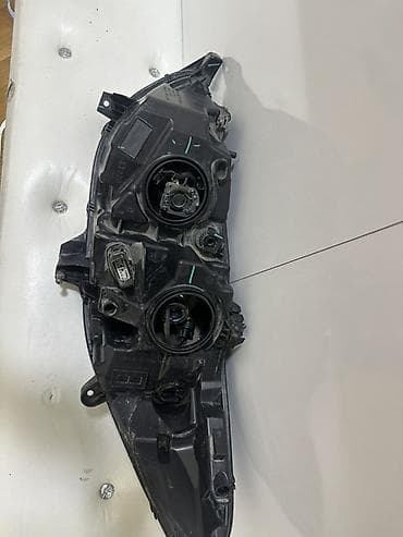 salon isigi: Sol, Yaxın və uzaq vuran işıqlar Ford, Orijinal — 2