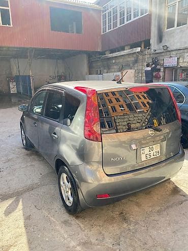 nissan note necə maşındır: Nissan Note: 1.6 l | 2011 il Hetçbek — 1
