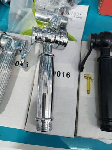 биде накладка на унитаз: Metal əl duşu başlığı (bidet sprey). - Material: xrom örtüklü metal — 1