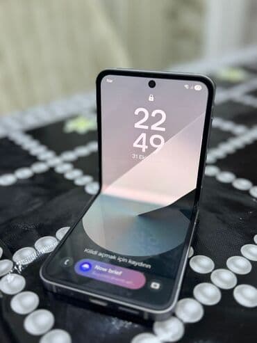 Samsung Z Flip, 256 GB, rəng - Qızılı, Barmaq izi