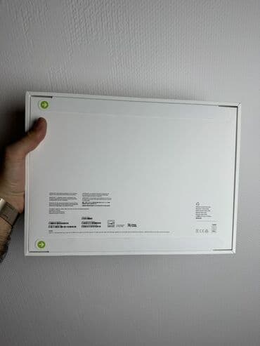 игровая клавиатура: Macbook Air 13, 512GB Silver 10c CPU, 10c GPU, 16GB memory — 2