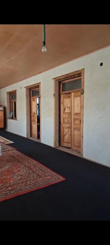 saray heyet ev type 1: Tovuzun Qovlar qəs Mədinə şadlıq evinin arxa küçəsində mərkəzə yaxın — 9