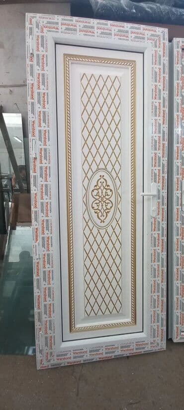 plastik qapılar: Yeni Plastik qapı Zamok və çərçivə ilə, Zəmanətli, Pulsuz quraşdırma, Pulsuz çatdırılma, Rayonlara çatdırılma — 7