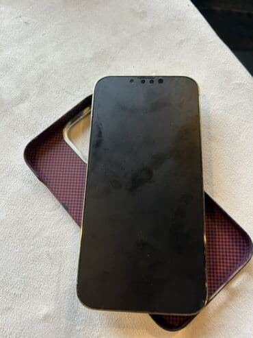 plansetler ucuz: IPhone 13 Pro, 128 GB, Qızılı, Face ID — 3