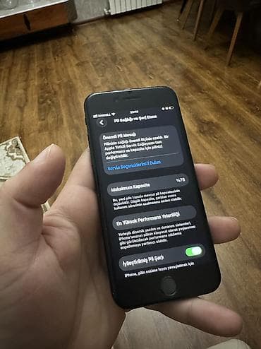 not 10 plus: IPhone SE 2020, 128 GB, Black Titanium, Barmaq izi, Simsiz şarj, Face ID — 4