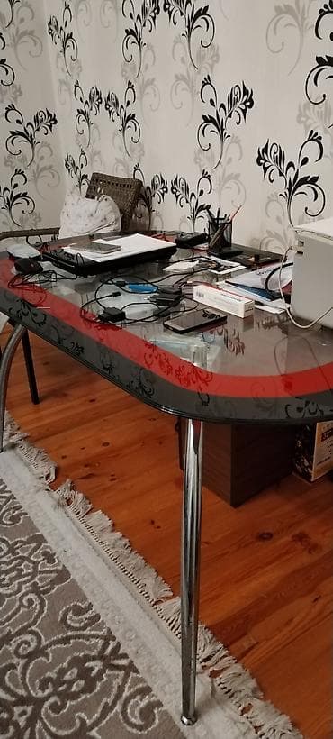 şef qaplarl: Mətbəx masası, İşlənmiş, Açılmayan, Şüşə, Oval masa — 1