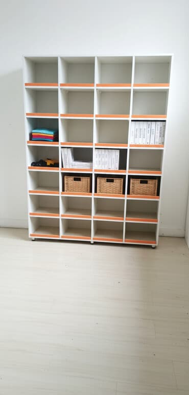 dəmir rəflər: Mağaza üçün çoxgözlü rəf sistemi - Material: laminat/MDFlam tipli ağ — 1