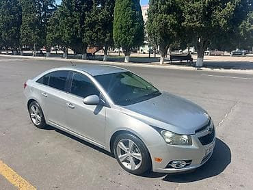 kruz fara: Chevrolet Cruze: 1.4 l | 2013 il 286532 km Sedan — 2