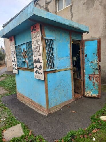 yuxa yayan aparat gencede: Ayaqqabı təmiri köşkü – daşına bilən metal konstruksiya — 3