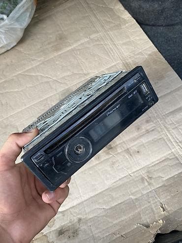 iphone 7 pilus: Arginal pionner 4000, auxflaska idealdir, bidene costiki işlemir — 2