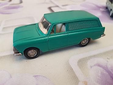 Kolleksiya üçün model avtomobillər dəsti - Miqyas: təxminən 1:43 - — 4