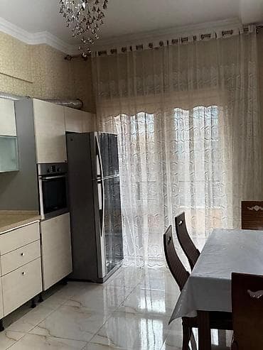 nəsimi rayon: İcarəyə verilir 3 otaqlı yeni tikili 138 m², 28 May m. Kateqoriya — 9