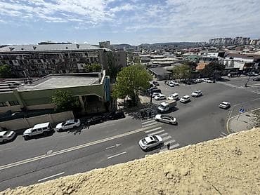 bakixanov 2 otaqli evler: 3 otaqlı, Yeni tikili, 134 kv. m — 2