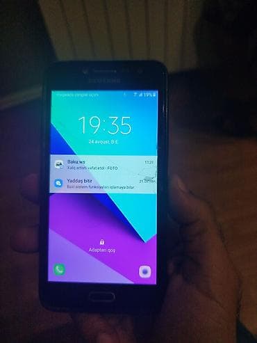 ipone 13 sade: Samsung J210, rəng - Qara, Qırıq — 2