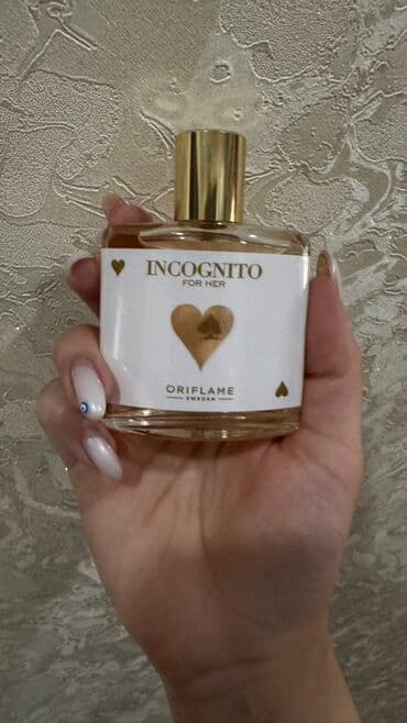 masqa qabi: Oriflame İsveçdən olan Incognito For Her ətri. Bu, oyun kartları — 1