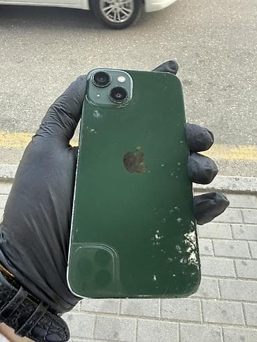 iphone 4s: IPhone 13, Yaşıl, Face ID — 1