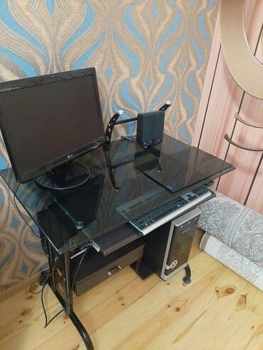 Kompüter masası, Açılan, Şüşə, Dördbucaq masa