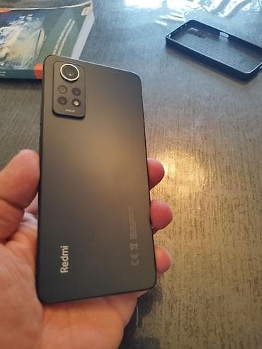 telefon xiaomi: Xiaomi 12 Pro — 4