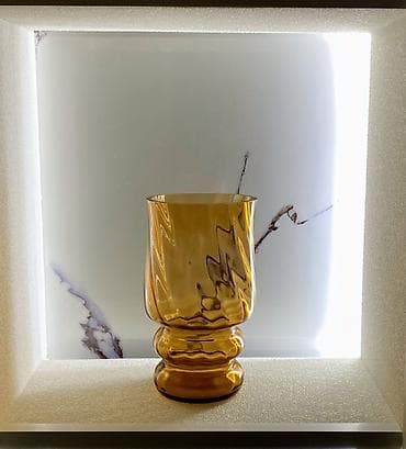 azan gulu: Bir vaza — 1